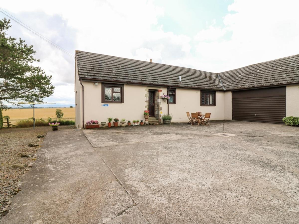 Courtyard Cottage Duns Buitenkant foto